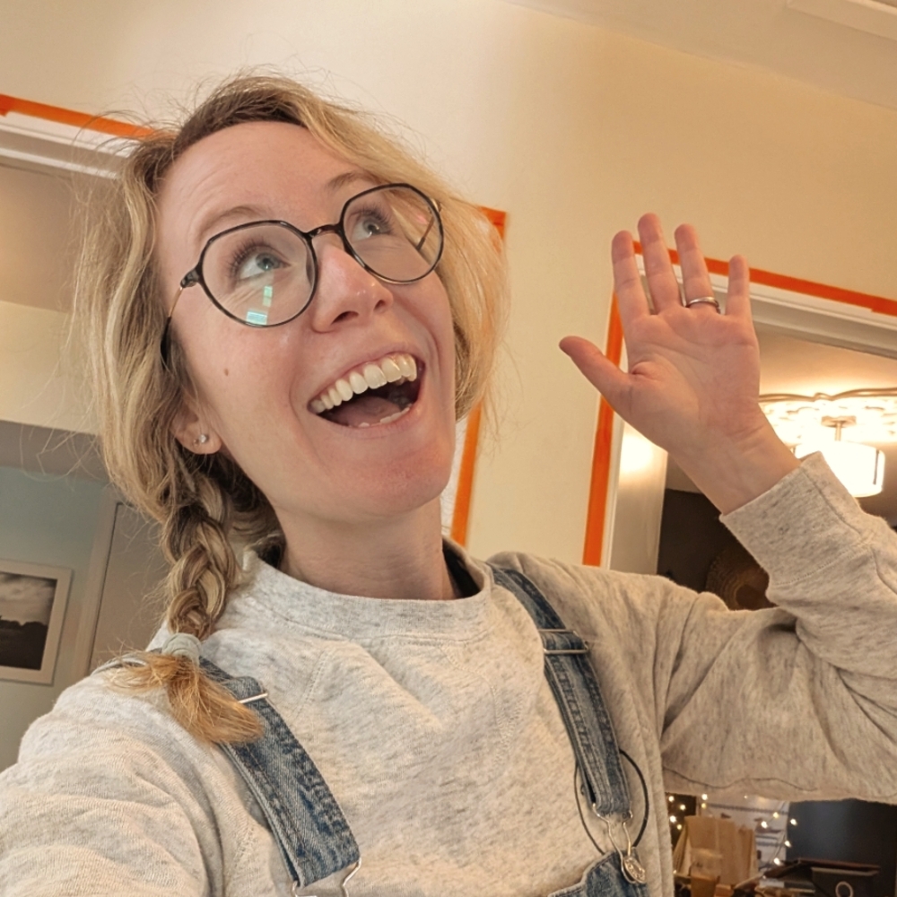 Meet your Posher, Kelly